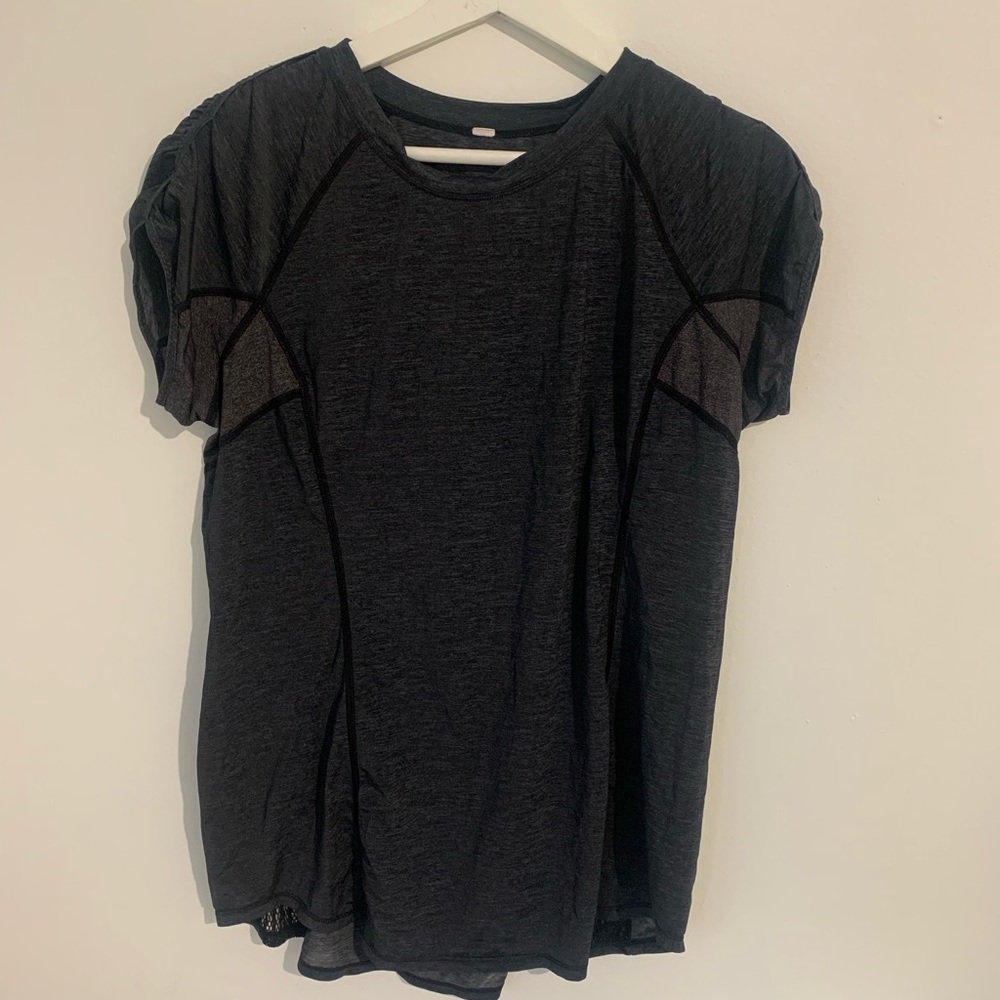 Lululemon running top
